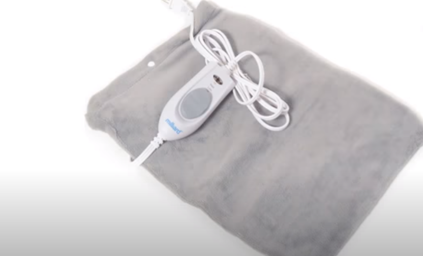 Is It Dangerous to Sleep with a Heating Pad? img